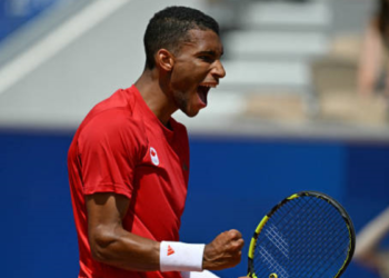 JUST IN: In Paris, Auger-Aliassime fortifies his opposition to Medvedev