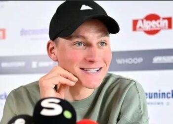 Mathieu van der Poel komt met groots nieuws vlak voor Omloop