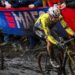 Dekker hard: “Van der Poel staat echt trapje hoger als Van Aert”