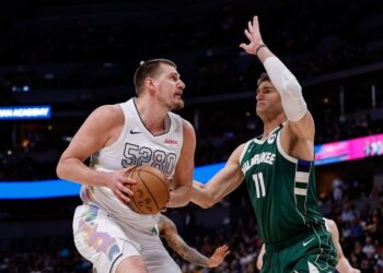 Nikola Jokic’s Comeback Sparks Nuggets to Win Against Bucks