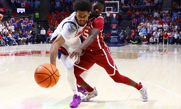 Fans are Furious About the Officiating for Oklahoma and Ole Miss