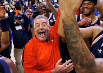 Auburn University: From Football Powerhouse to Basketball School with $1 Million Donations and Unmatched Enthusiasm