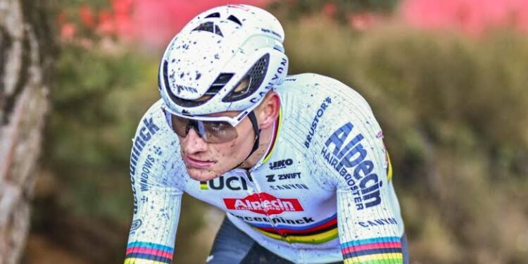 Er zijn geruchten opgedoken dat de Nederlandse wielrenner Mathieu van der Poel positief zou hebben getest op doping