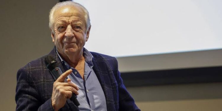 De Cauwer luidt alarmbel: ‘Nieuw Van Aert-drama op komst’