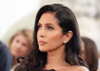 Vanessa Bryant emotionally reflected on a difficult time in her and Kobe’s life, recalling how he almost lost everything..