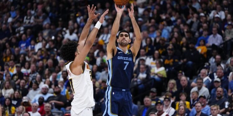 Nuggets Mount Final-Minute Rally to Beat Grizzlies