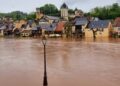 Floods sweep south-west France: Cars submerged, 1,100 left without power