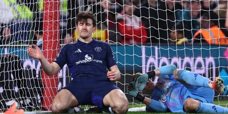 “Late Drama as Nottingham Forest Stun Manchester United with Narrow Victory”