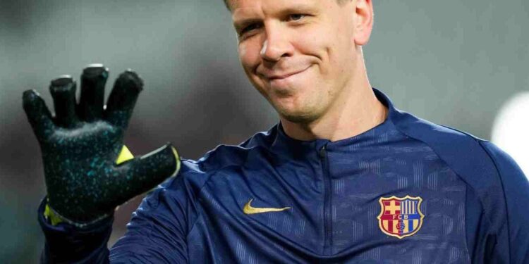 Hansi Flick Confirms Szczęsny as Starter for Inter and Real Madrid Clashes: “It’s Decided”