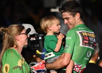 Wout van Aert: Een eerbetoon aan mijn grootste supporter – mijn vrouw, Sarah De Bie