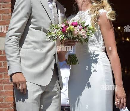 Een Koninklijke Affaire: De Betoverende Trouwceremonie van Wout van Aert