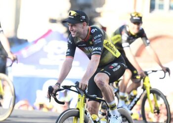 Wout van Aert Levert Perfecte Lead-Out Af, Matthew Brennan Boekt Opnieuw Etappezege in Deutschland Tour