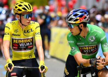 Vingegaard Terug aan de Top van het Algemeen Klassement: Team Visma-Kopman Herovert Leiderstrui in Stijl, terwijl UAE-Talenten Juan Ayuso en João Almeida Doordringen tot Tweede en Derde Plaats