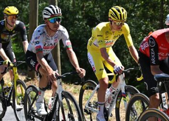 Wielerwereld geschokt: Filippo Baroncini, ploeggenoot van Pogačar, in coma na zware crash in Ronde van Polen