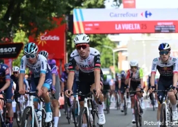 Mysterieuze Ziekte Treft Vuelta a España: Renners Stappen Massaal Af