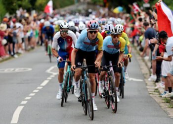 Belgische kapitein test positief op COVID-19 terwijl Remco Evenepoel belangrijke WK-ploeggenoot verliest.
