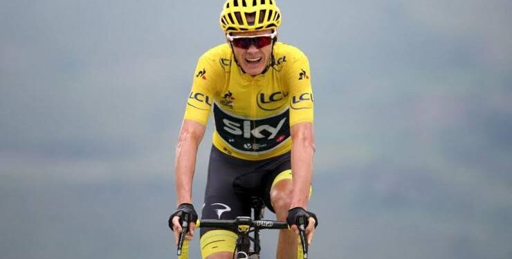 “Veel ernstiger dan een paar gebroken botten”: Wielrenner botst met 50 km/u tegen verkeersbord en loopt levensbedreigend hartletsel op, onthult echtgenote.