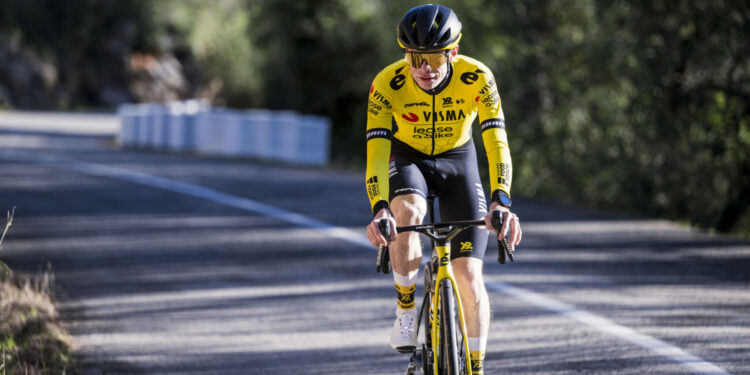 Hij Nam Het Niet Serieus Genoeg” – Jonas Vingegaard Krijgt Felle Kritiek van Voormalig Tour de France-Winnaar na Instorting van EK-Dromen op 100 km van de Finish