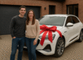 Wout van Aert verrast zijn vrouw met nieuwe auto op haar verjaardag: een gebaar vol liefde en stijl… Read more…
